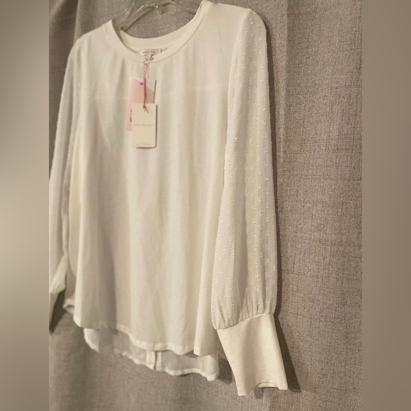 Skies Are Blue | Scoop Neck with Detailed Sleeves | M - Picture 2 of 8